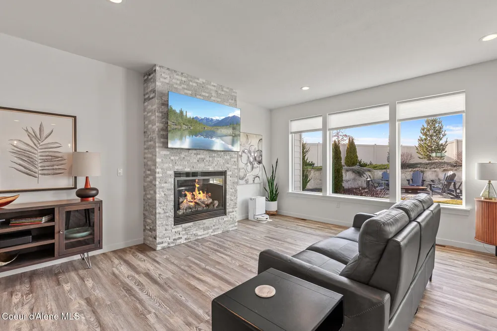 5437 W Gumwood Circle Post Falls, ID 83854