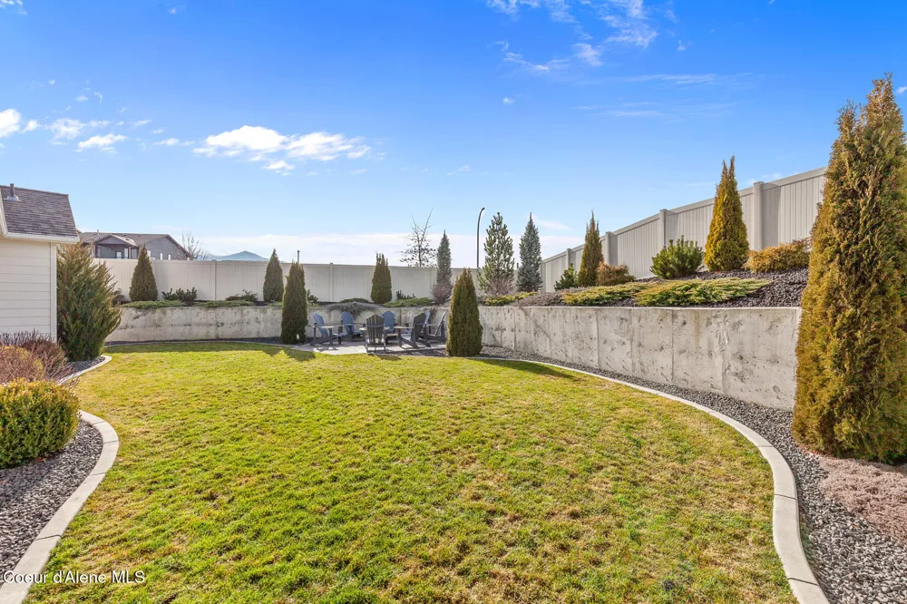 5437 W Gumwood Circle Post Falls, ID 83854