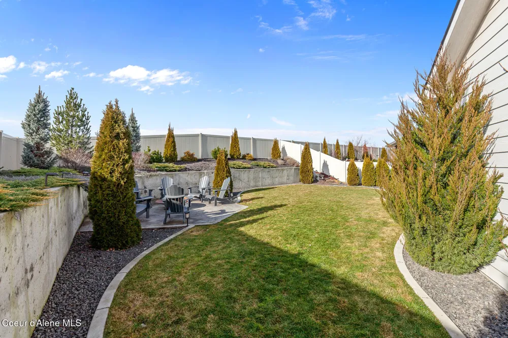 5437 W Gumwood Circle Post Falls, ID 83854