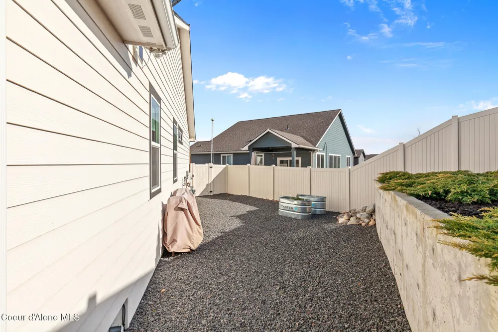 5437 W Gumwood Circle Post Falls, ID 83854