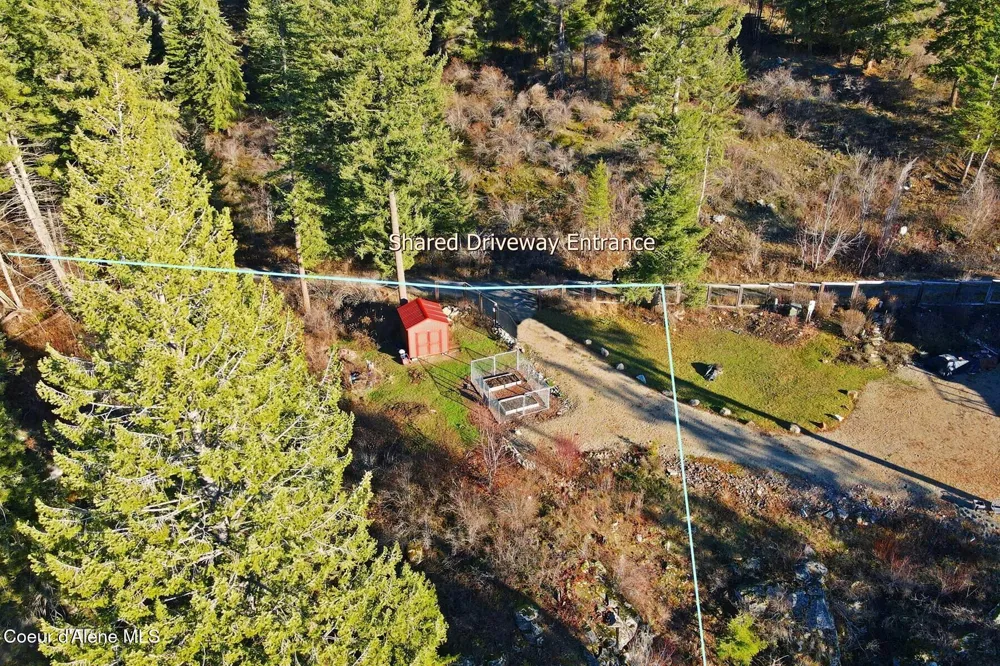 150 Castle Crest Hope, ID 83836