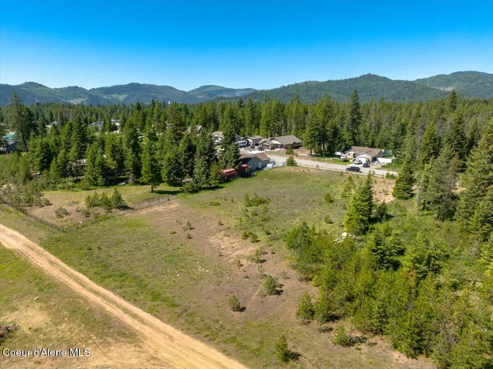 NNA Lot 2 14th Ave Spirit Lake, ID 83869