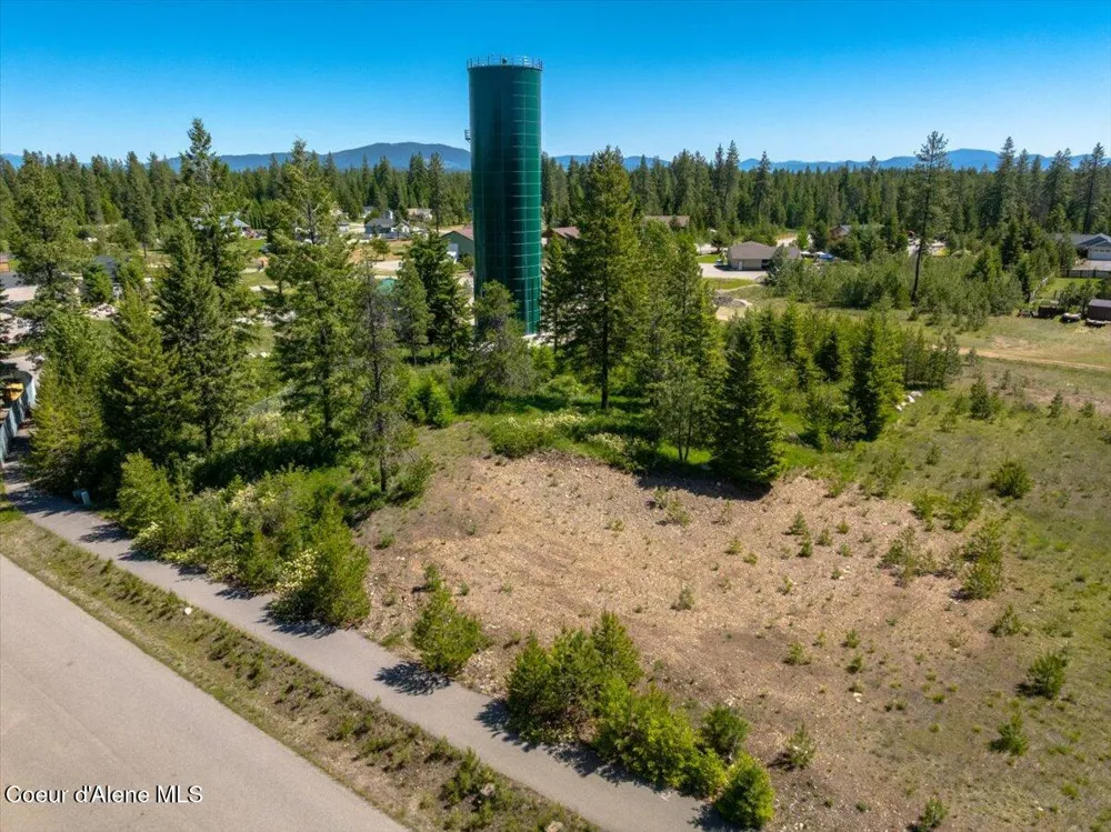 NNA Lot 2 14th Ave Spirit Lake, ID 83869