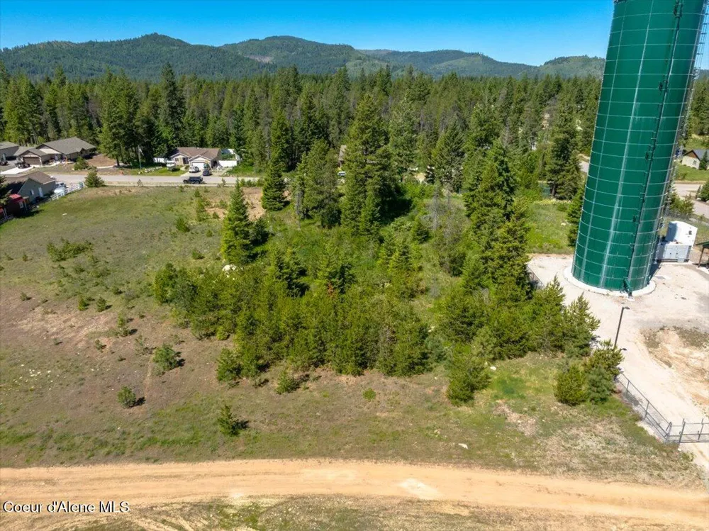 NNA Lot 2 14th Ave Spirit Lake, ID 83869