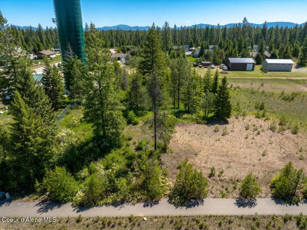 NNA Lot 2 14th Ave Spirit Lake, ID 83869