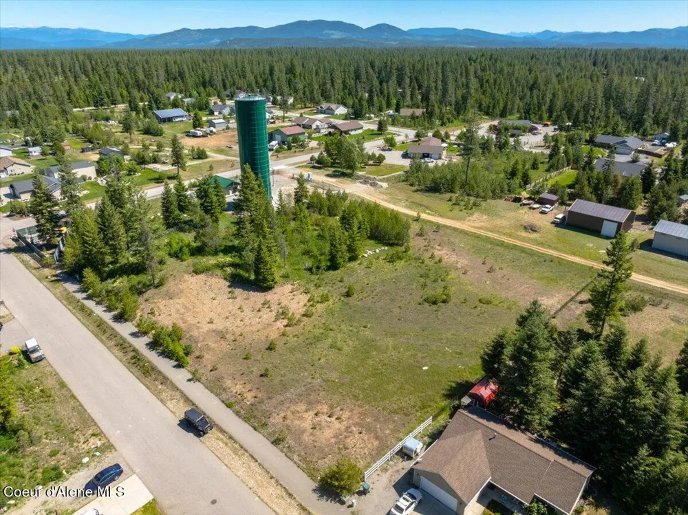NNA Lot 3 N 14th Ave. Spirit Lake, ID 83869