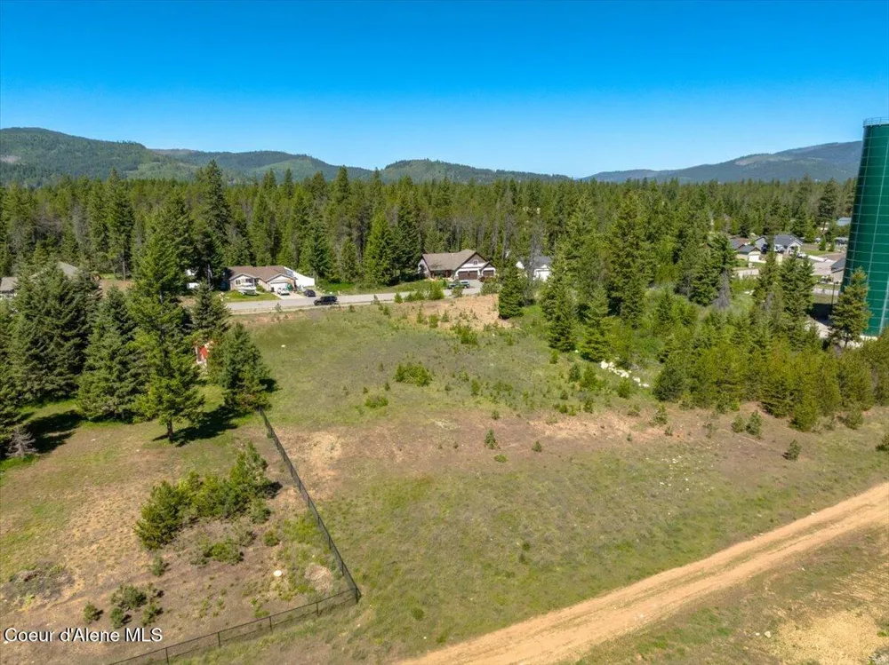 NNA Lot 3 N 14th Ave. Spirit Lake, ID 83869
