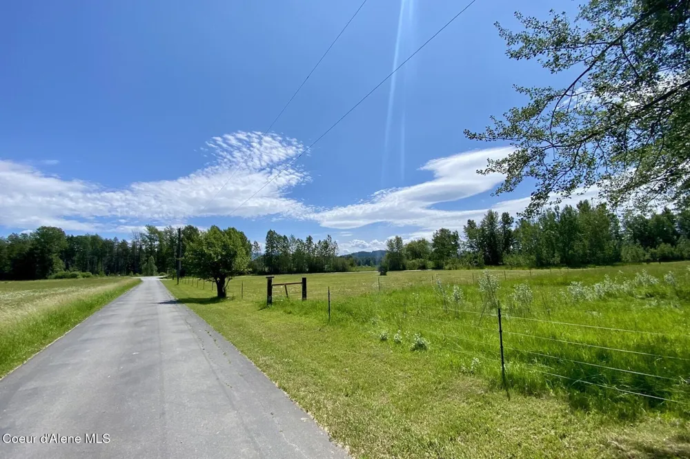 44 Knitting Lane Sandpoint, ID 83864