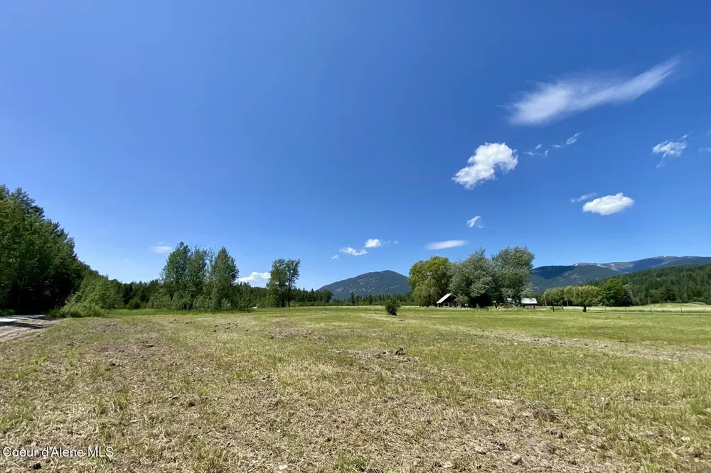 44 Knitting Lane Sandpoint, ID 83864