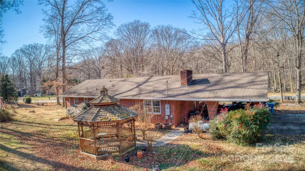 195 S Claybon Drive Advance, NC 27006