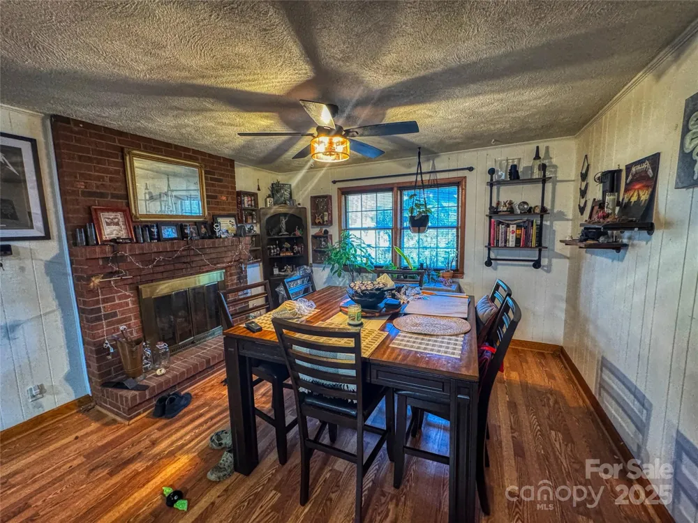 195 S Claybon Drive Advance, NC 27006