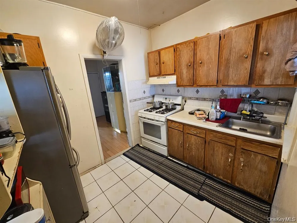 13222 101st Avenue Richmond Hill S., NY 11419