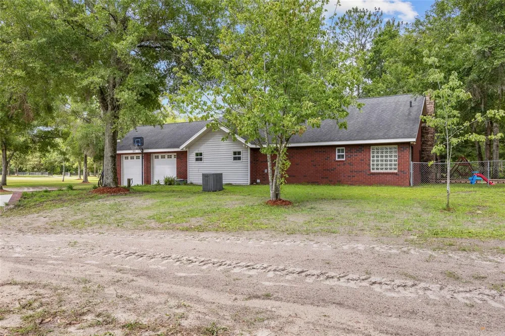 1827 SW SHILOH STREET Fort White, FL 32038