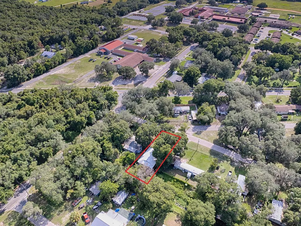 853 CR 484 Lake Panasoffkee, FL 33538