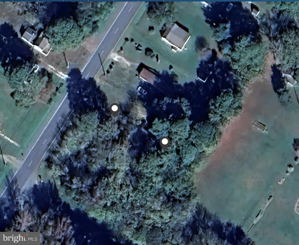 6185 BAYSIDE RD Exmore, VA 23350
