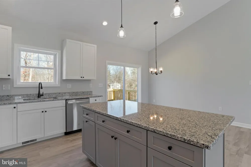 LARIMAR LANE Inwood, WV 25428