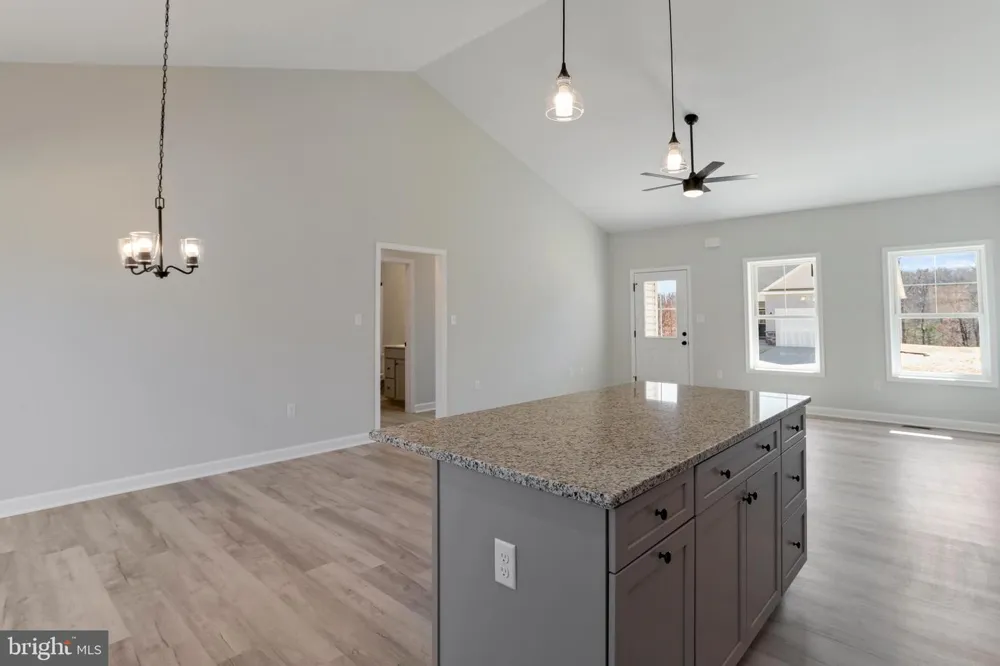 LARIMAR LANE Inwood, WV 25428