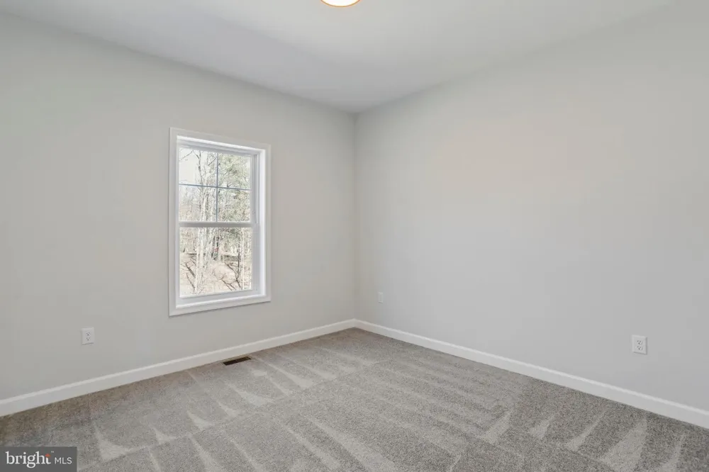 LARIMAR LANE Inwood, WV 25428