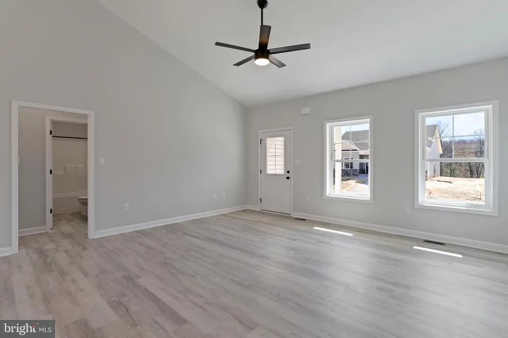 LARIMAR LANE Inwood, WV 25428