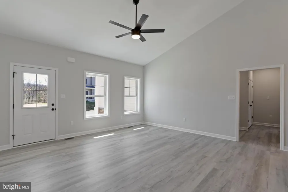 LARIMAR LANE Inwood, WV 25428