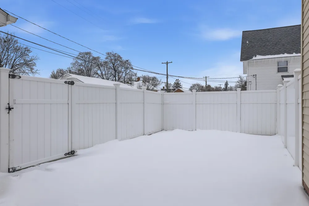 117 3rd Avenue Big Rapids City, MI 49307