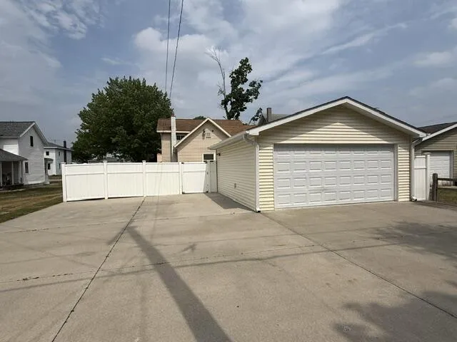 117 3rd Avenue Big Rapids City, MI 49307