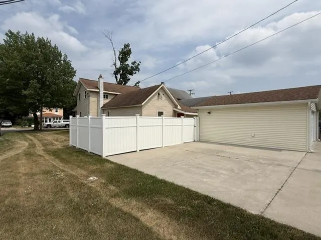117 3rd Avenue Big Rapids City, MI 49307
