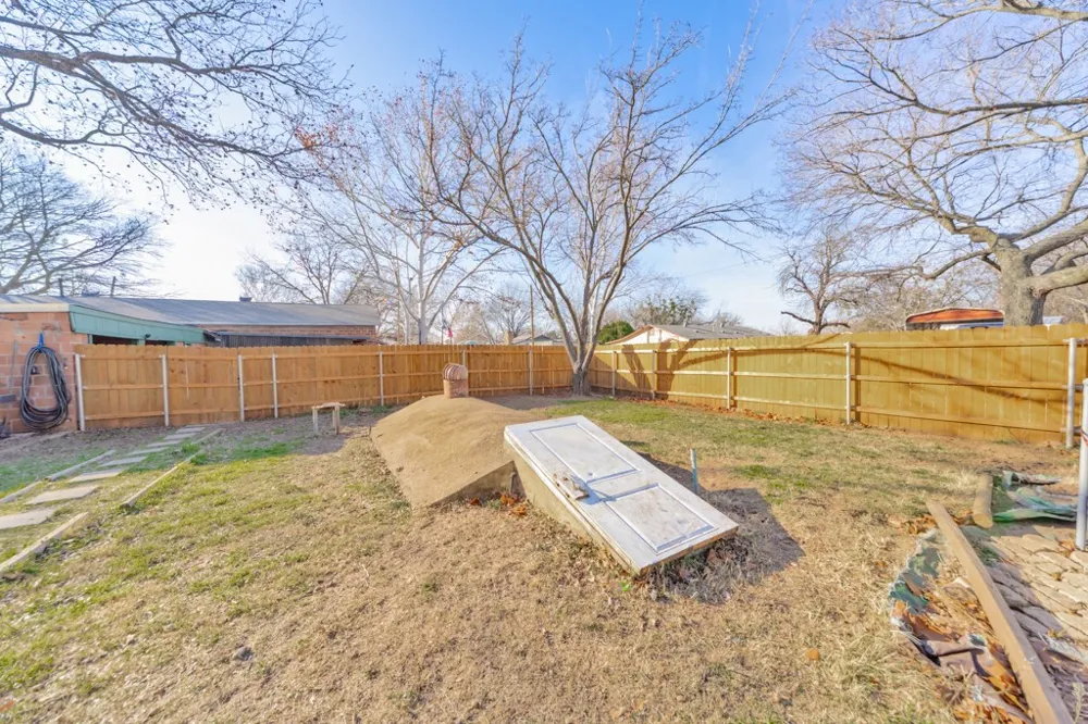 517 W Lamar Street Alvord, TX 76225