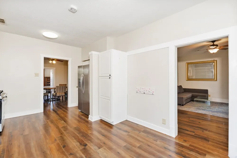 517 W Lamar Street Alvord, TX 76225