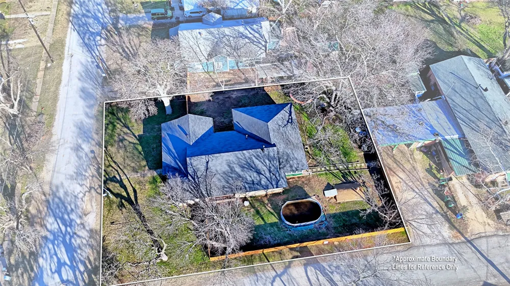 517 W Lamar Street Alvord, TX 76225