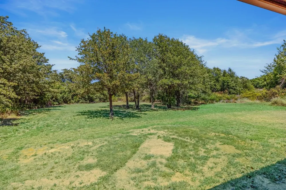 9430 W Highway 199 Poolville, TX 76487