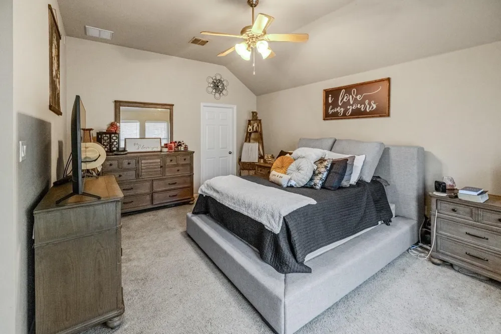 9430 W Highway 199 Poolville, TX 76487