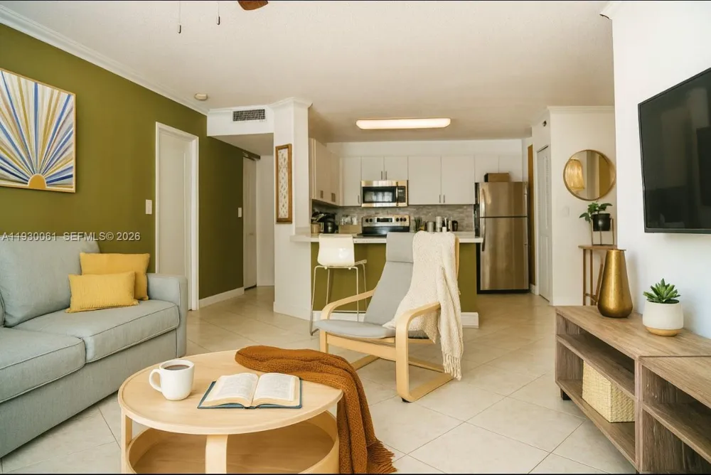 19801 E Country Club Dr #4604 Aventura, FL 33180