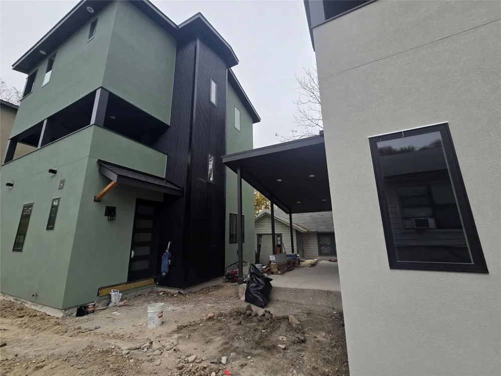 2818 E 22nd Street #2 Austin, TX 78722