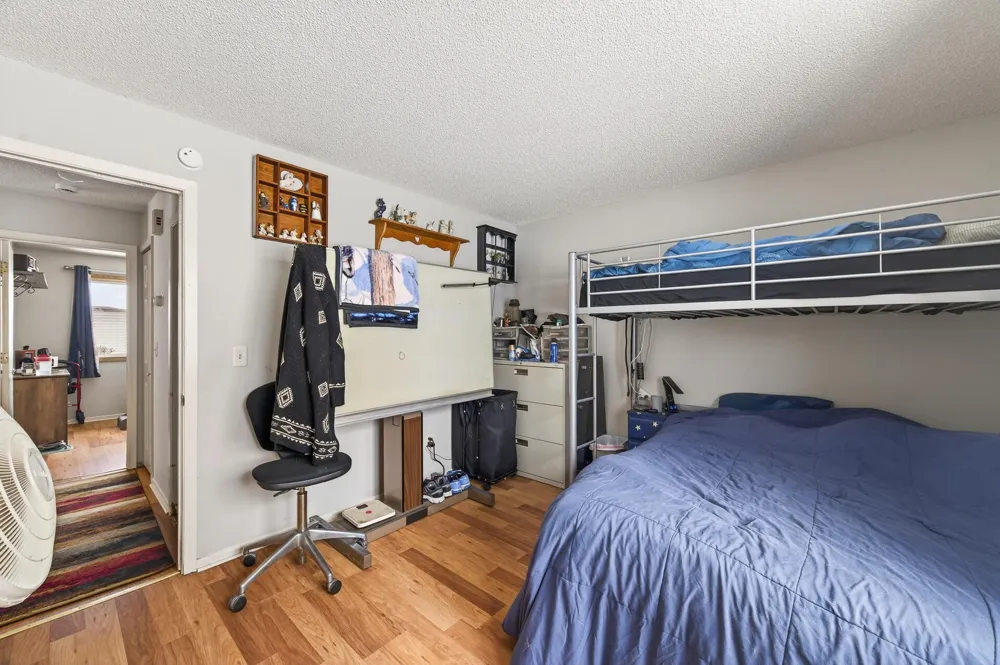 6530 83rd Court Brooklyn Park, MN 55445