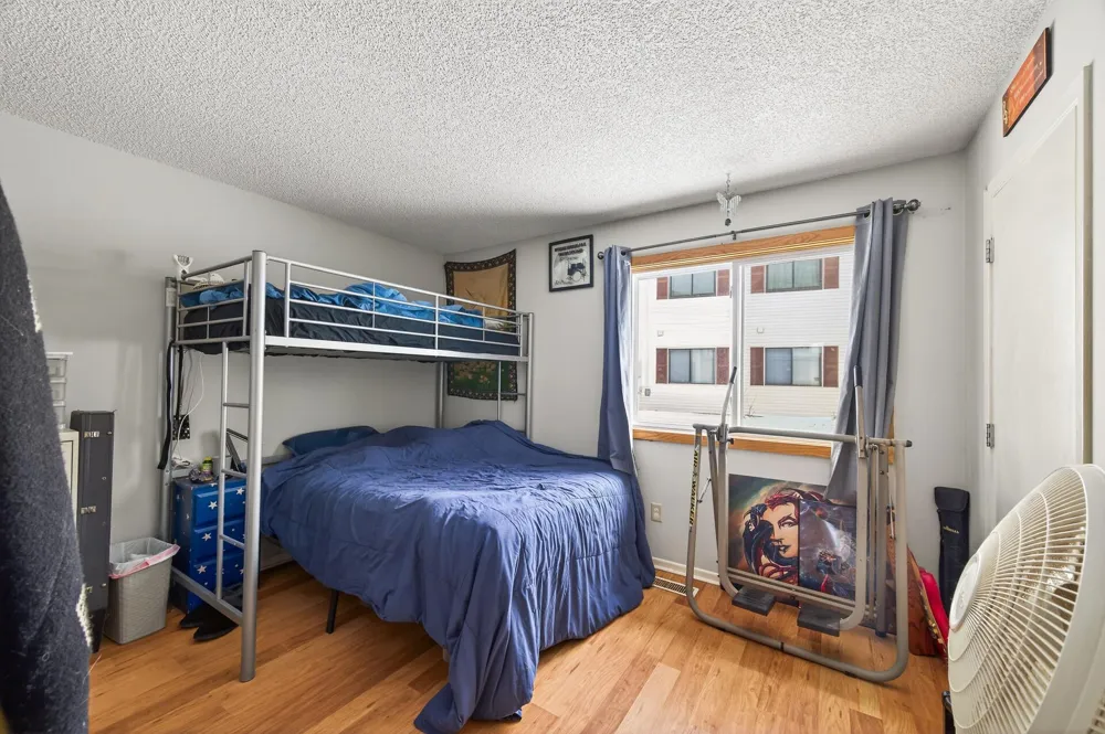 6530 83rd Court Brooklyn Park, MN 55445
