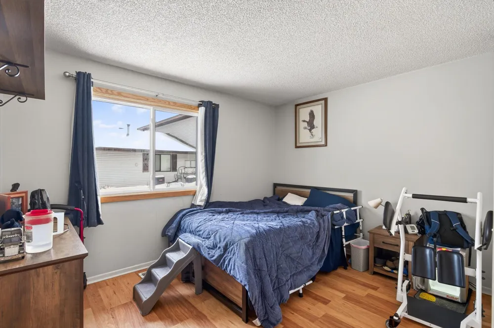6530 83rd Court Brooklyn Park, MN 55445