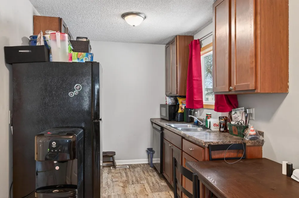 6530 83rd Court Brooklyn Park, MN 55445