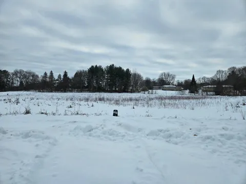 Lot 7, Block 3 2 1/2 Ave NE