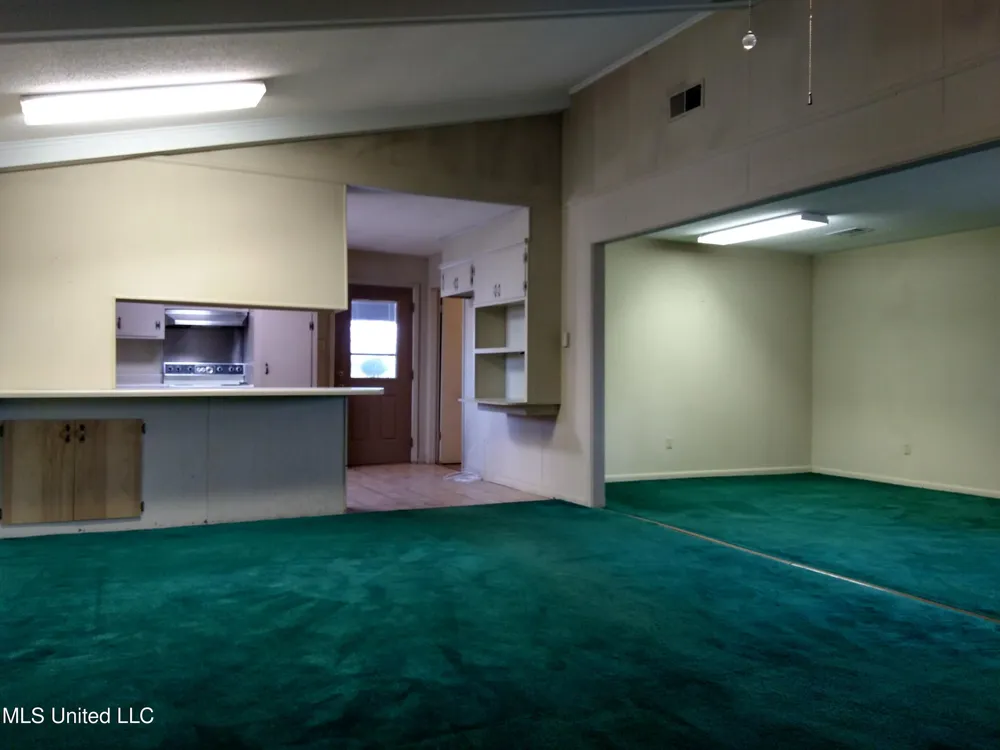 311 S Mac Arthur Circle Indianola, MS 38751