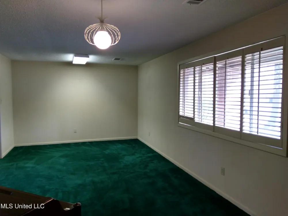 311 S Mac Arthur Circle Indianola, MS 38751