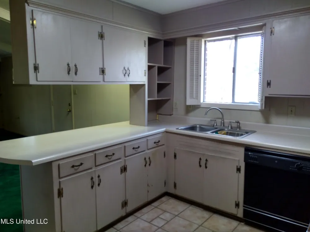 311 S Mac Arthur Circle Indianola, MS 38751