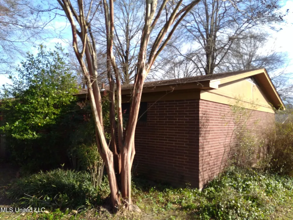 311 S Mac Arthur Circle Indianola, MS 38751