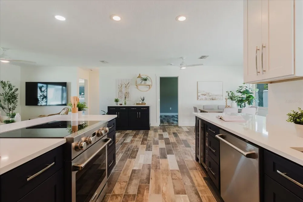 411 87TH AVENUE St Pete Beach, FL 33706