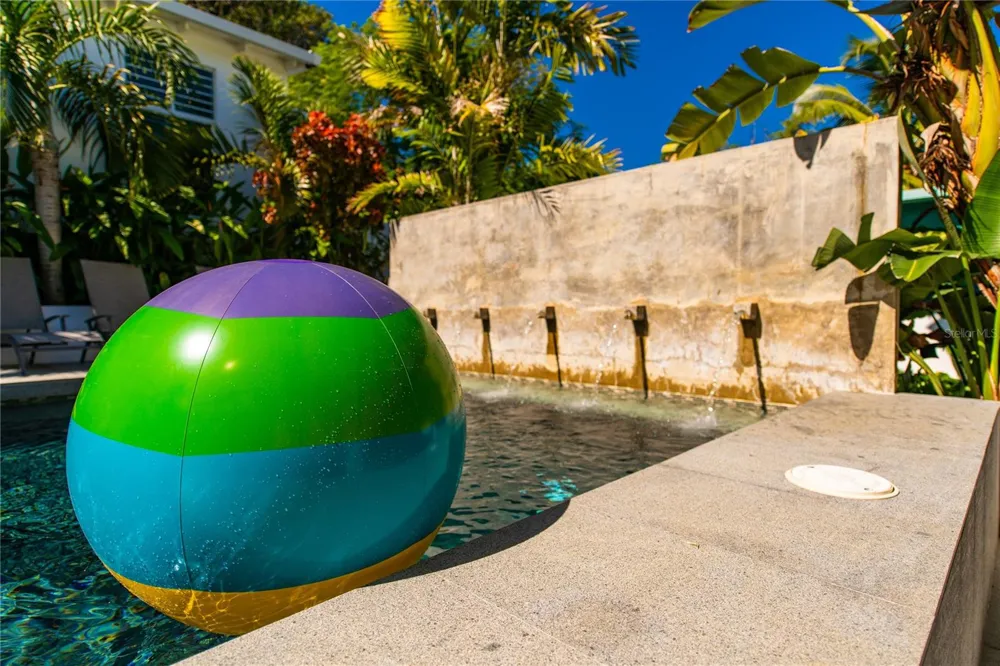 300 PALM COTTAGES Vieques, PR 00765