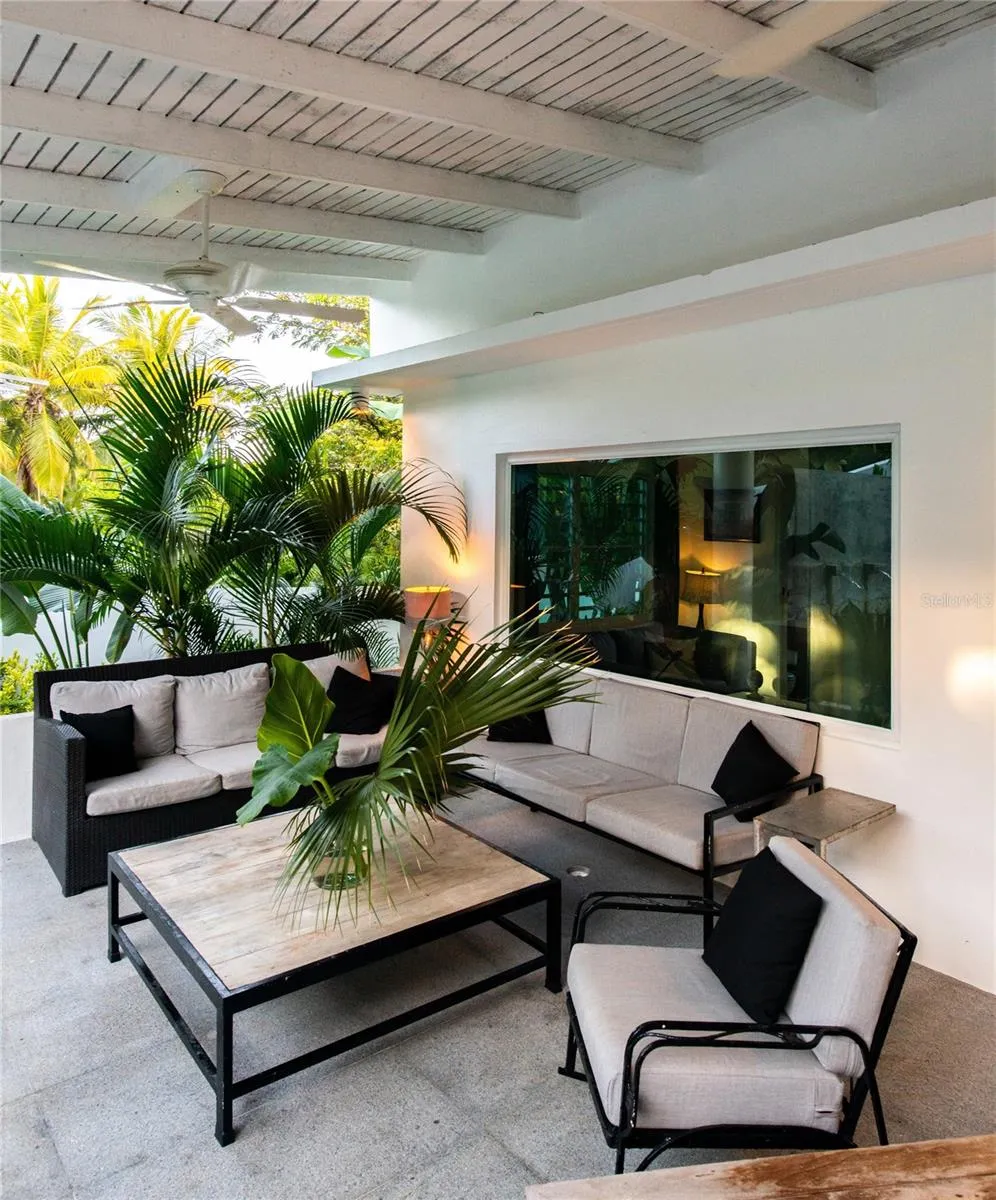 300 PALM COTTAGES Vieques, PR 00765