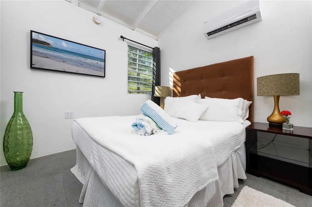 300 PALM COTTAGES Vieques, PR 00765