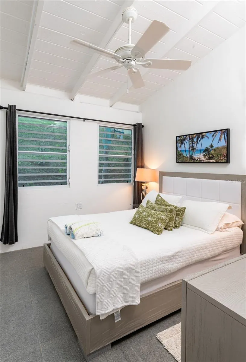 300 PALM COTTAGES Vieques, PR 00765