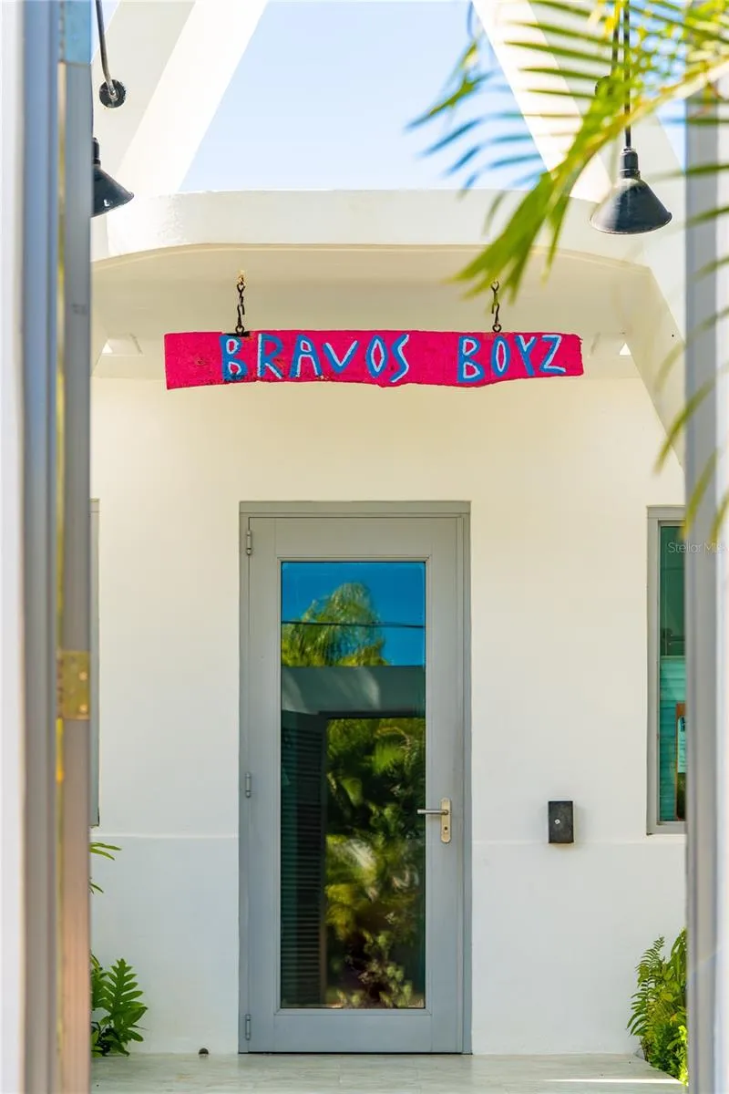 300 PALM COTTAGES Vieques, PR 00765