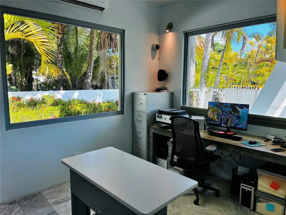 300 PALM COTTAGES Vieques, PR 00765